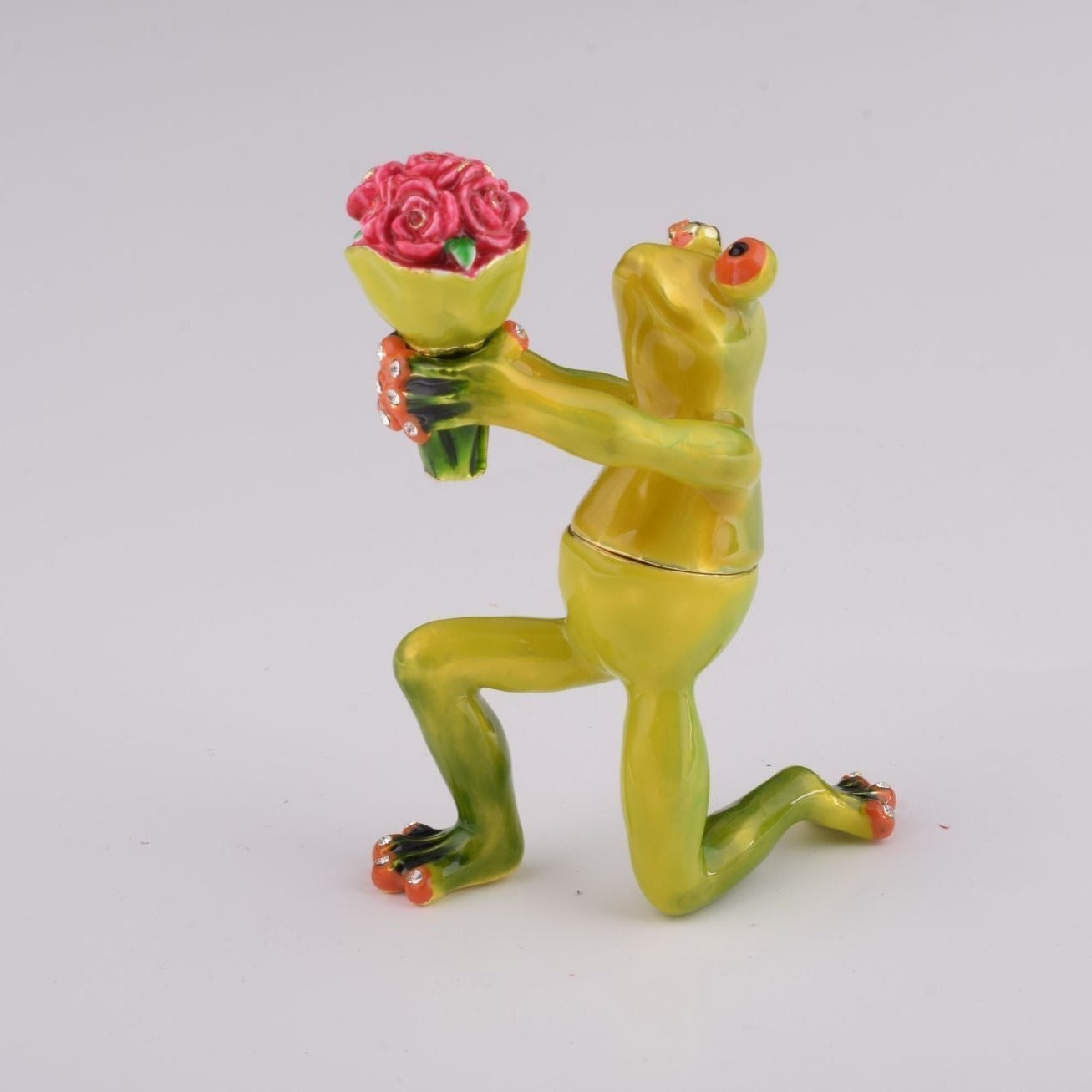 Romantic Frog Holding Flowers-0 Romantic Frog Holding Flowers-0